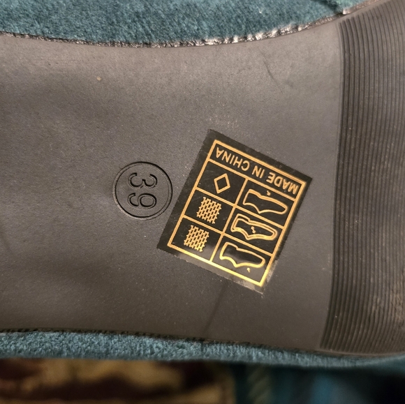 Emerald Green Booties. - Picture 3 of 10